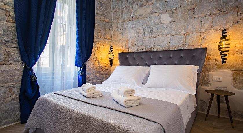Best4Stay Luxury Rooms