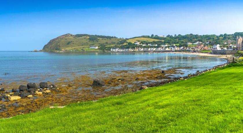 Walnut Apartment Larne