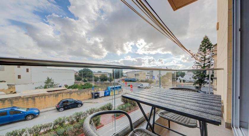 Premium Studio in Tarxien with Private Balcony Quiet Modern Retreat