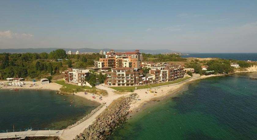 Akrotiria Beach Apart Complex