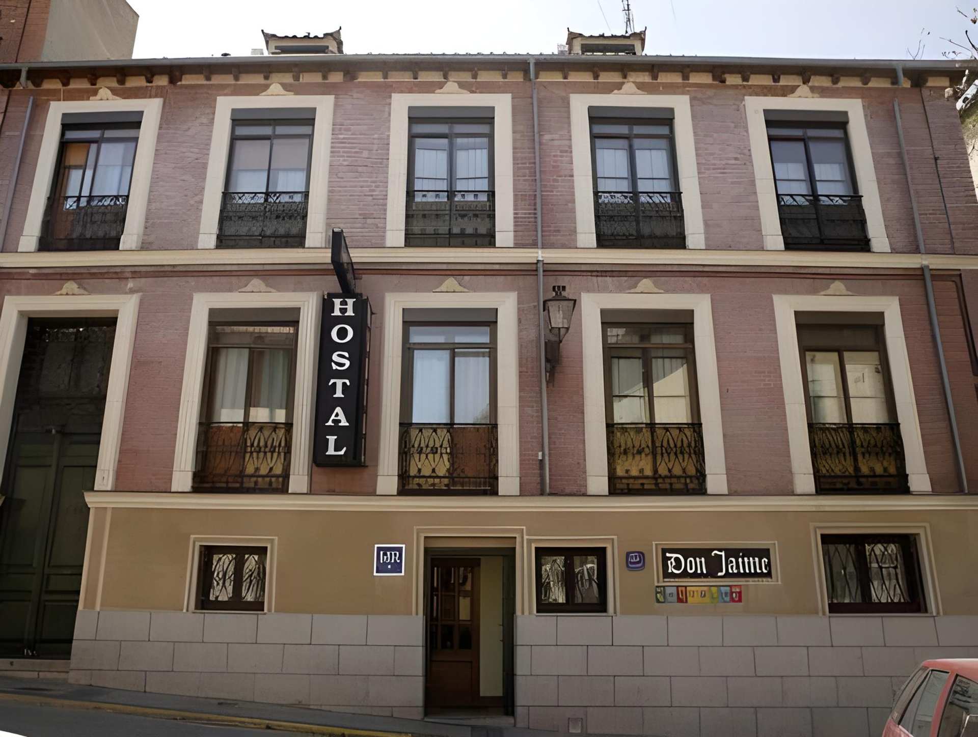 Hostal Don Jaime I y II