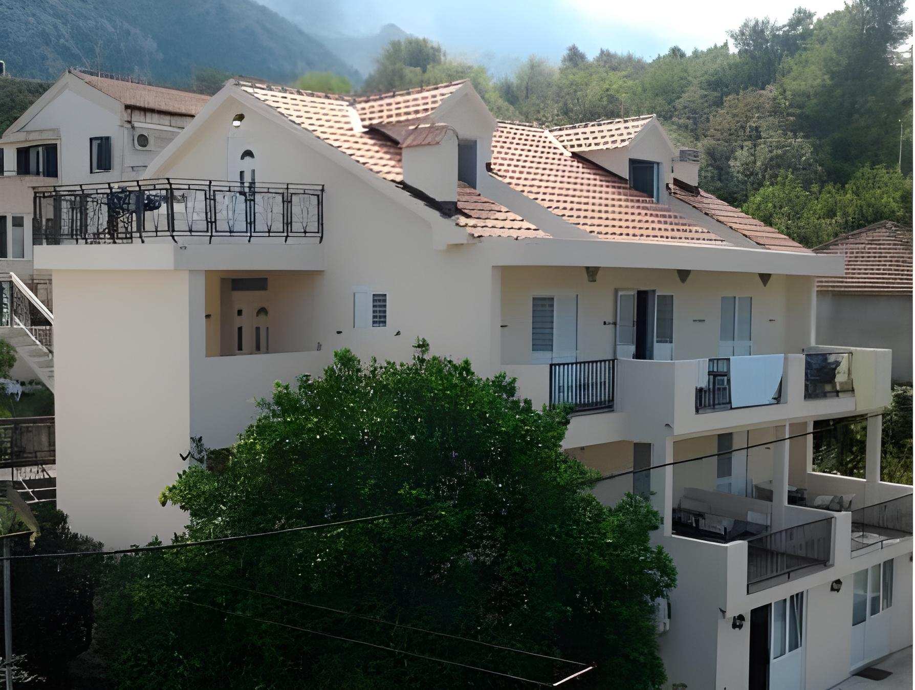 Apartments Pejanović