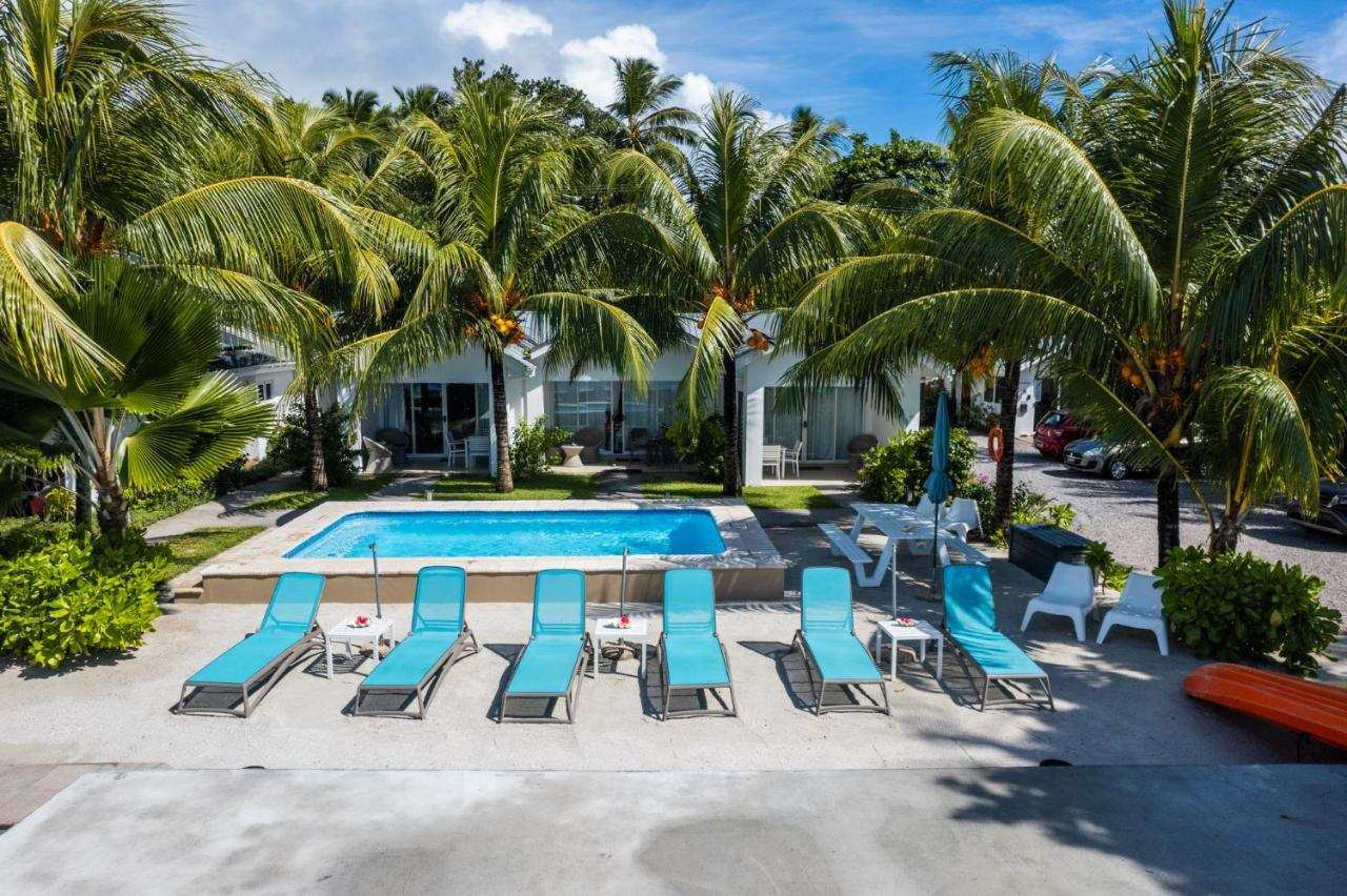 Le Nautique Beachfront Apartments