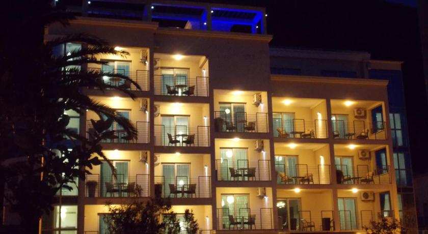 Apartments and Rooms Grand Palazzo