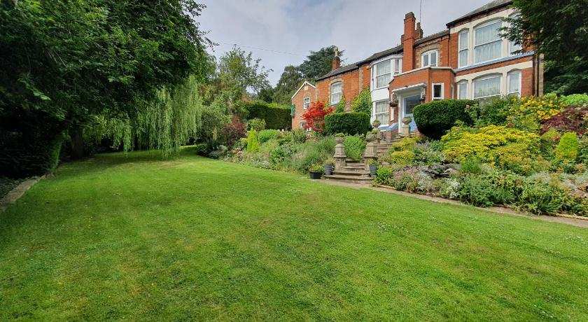 Spectacular Period Property Located In Leicester