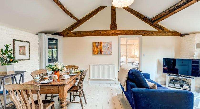 The Hayloft-Cotswolds bolthole retreat for two