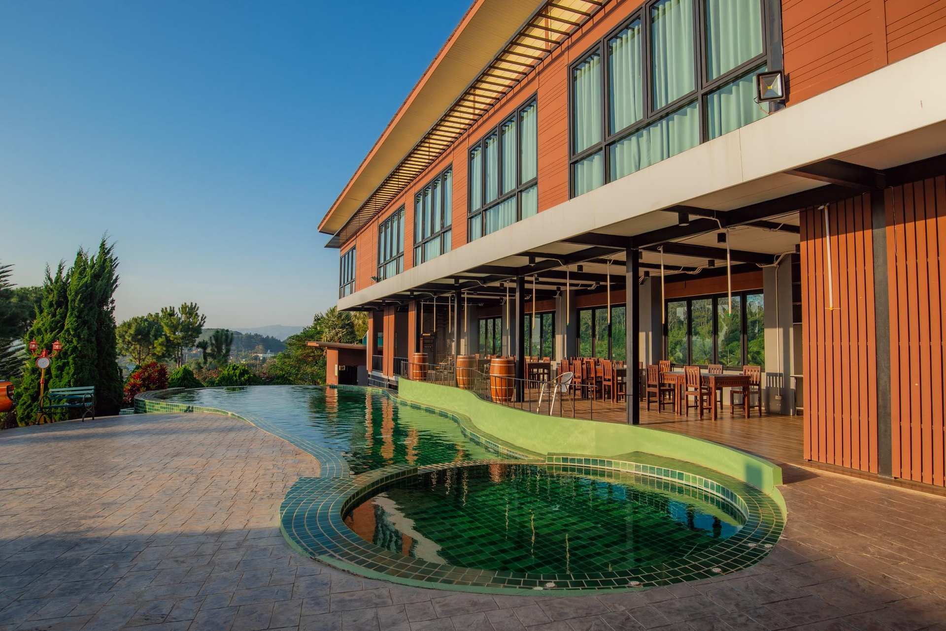 Breezehill Khao Kho Hotel