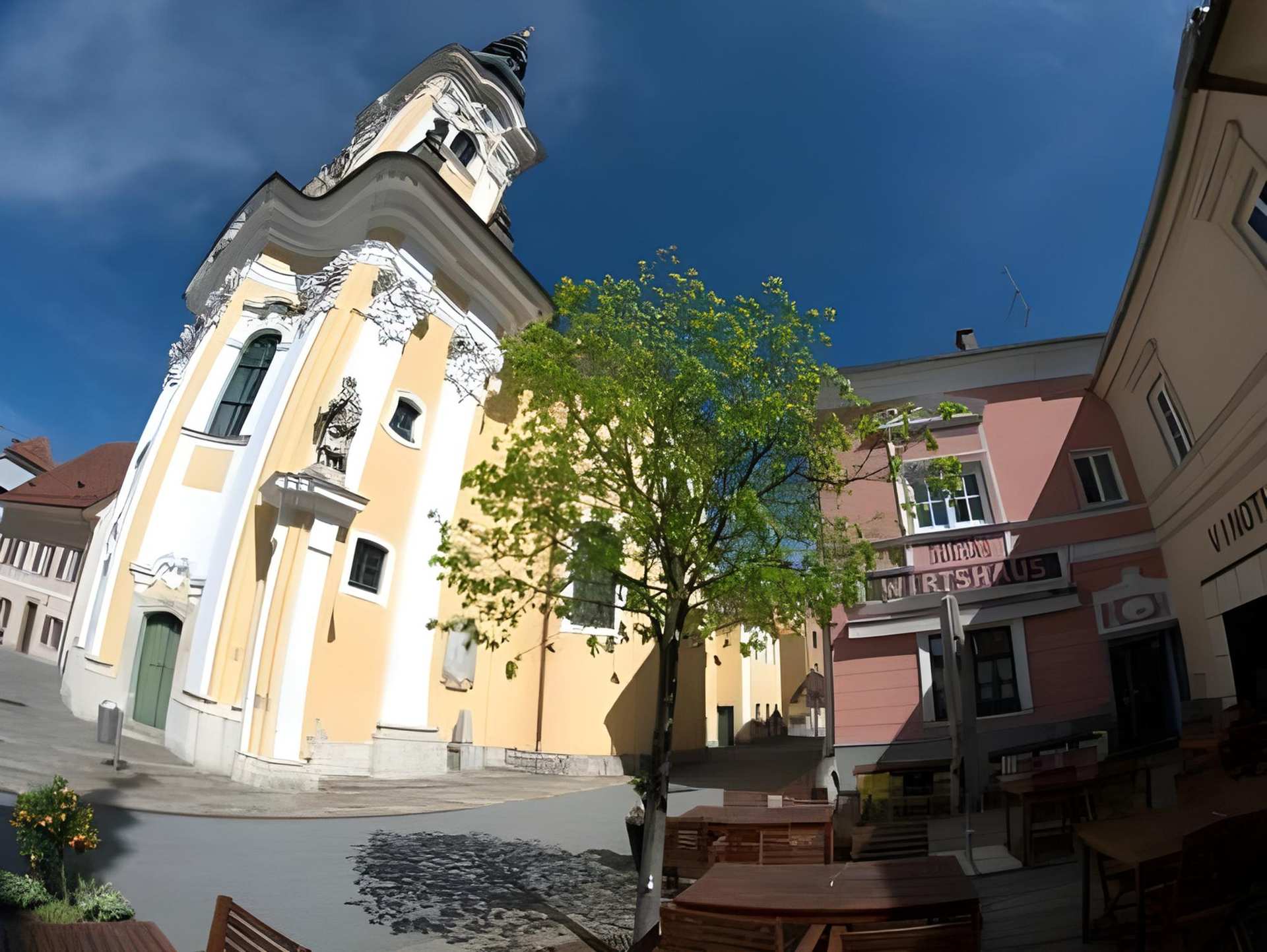 KIRCHENWIRT an der Weinstrasse - Boutique Hotel