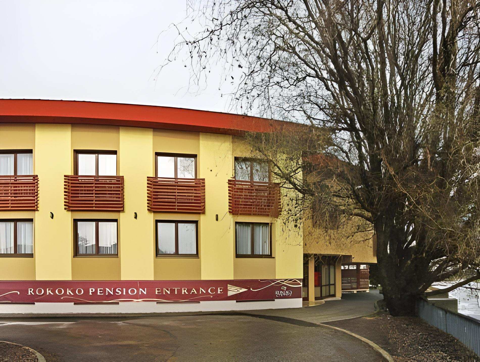 Hotel Rokoko Košice - free parking
