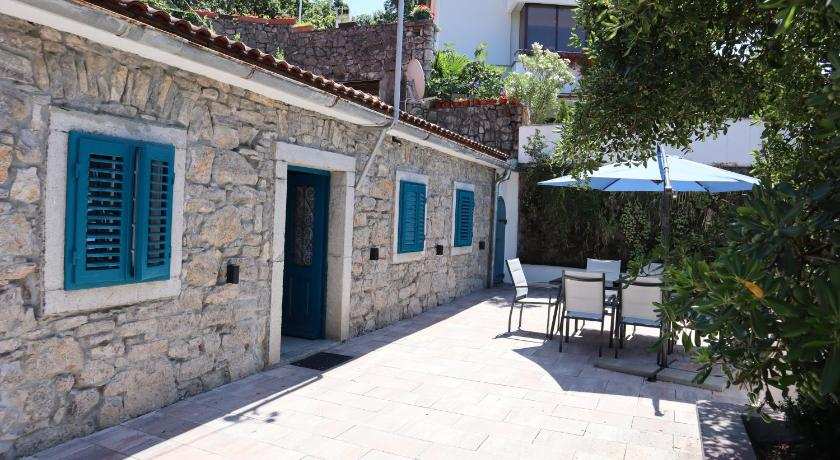 Guesthouse Totićevi