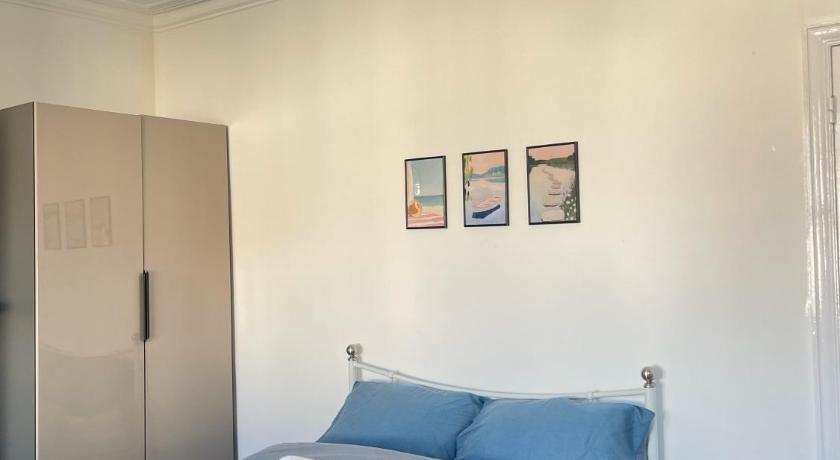 Cosy Double rooms a stones throw from Wembley Stadium