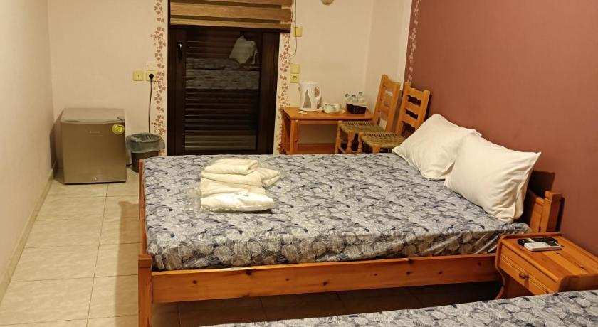 Georgios Rooms