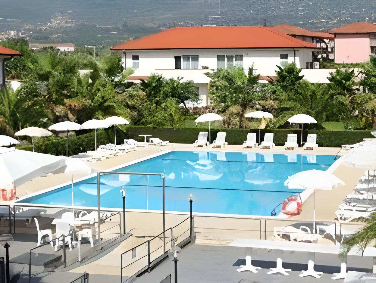 King's House Hotel Resort