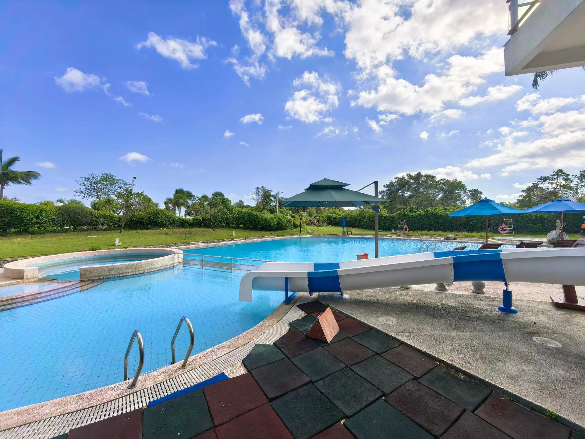 Tianhong Resort Hotel, Yalong Bay, Sanya