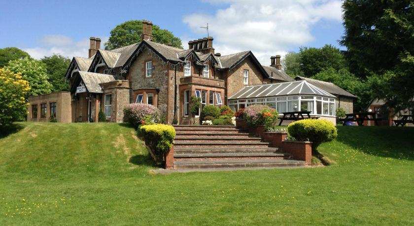 Arden House Hotel