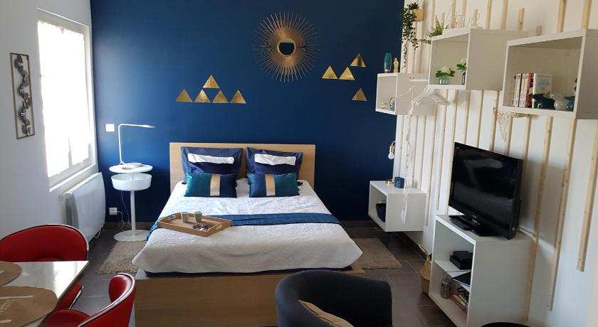 Studio Bleu - Parc Astérix - Mer de Sable - Villepinte - Aéroport CDG