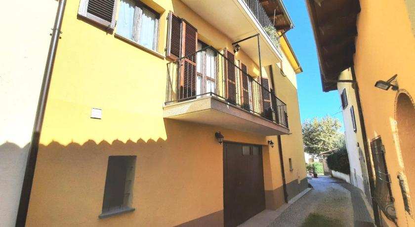 Palazzo Peisoire - Appartamento con garage E-Bike