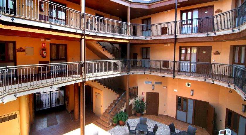 Apartahotel La Corrala
