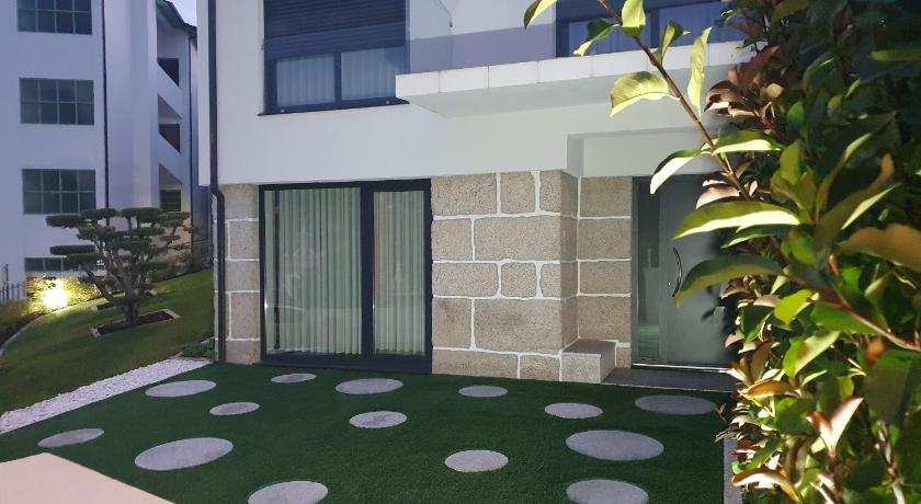 PIMENTA FOUR HOUSE