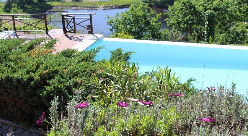 "Bouça Drigues" Casa antiga de pedra com piscina e vista rio
