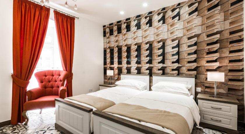 Jean de Valette Boutique Living