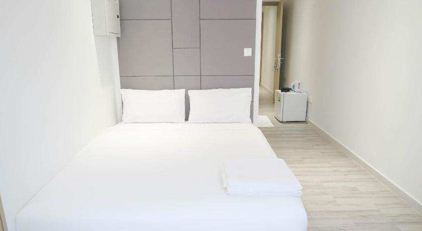 RR Cozy Studio & Suite