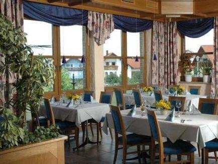 Landhotel Kirchberg - Hotel Garni