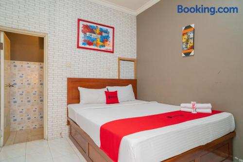 RedDoorz at Oro Oro Ombo Batu