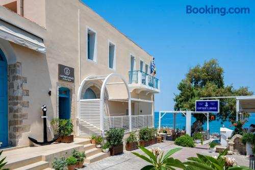 Captain's House Hotel Suites & Apartments