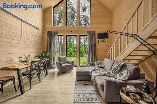 Modern Farmhouse Zegrze - Domek w lesie, Sauna, Balia, 5km do Zalewu - by Rentujemy