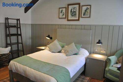 The Crown Pub, Dining & Rooms