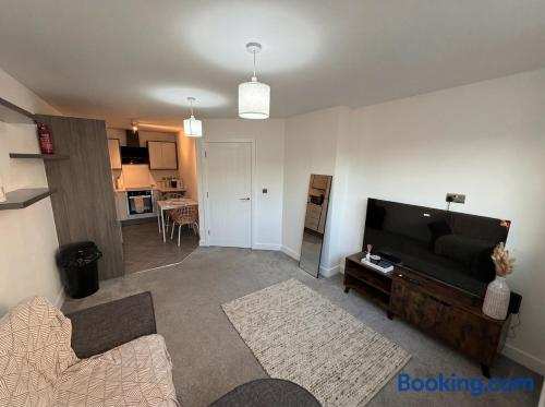 Modern 1-Bed Apartment in Arlesey with Free Parking & Fast WiFi