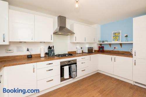 4 Bedroom House - Bedfordshire - Driveway Parking