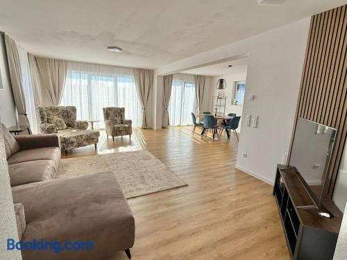 Luxury Apartment 4 bedrooms Self check in out
