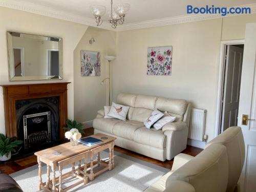 Glenbrae House 3 bedrooms near Nantwich with countryside views on private driveway