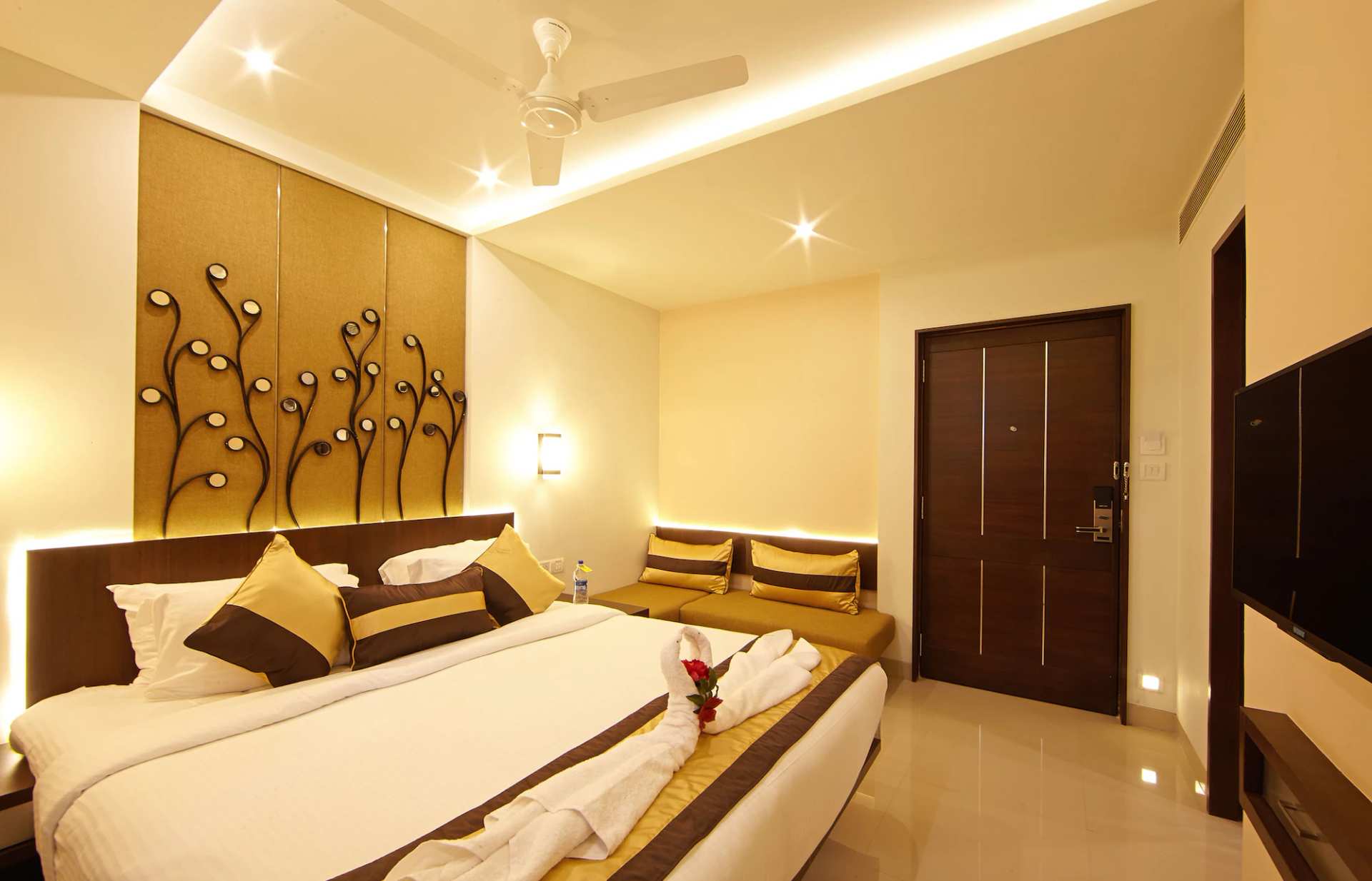 Golden Fruits Business Suites