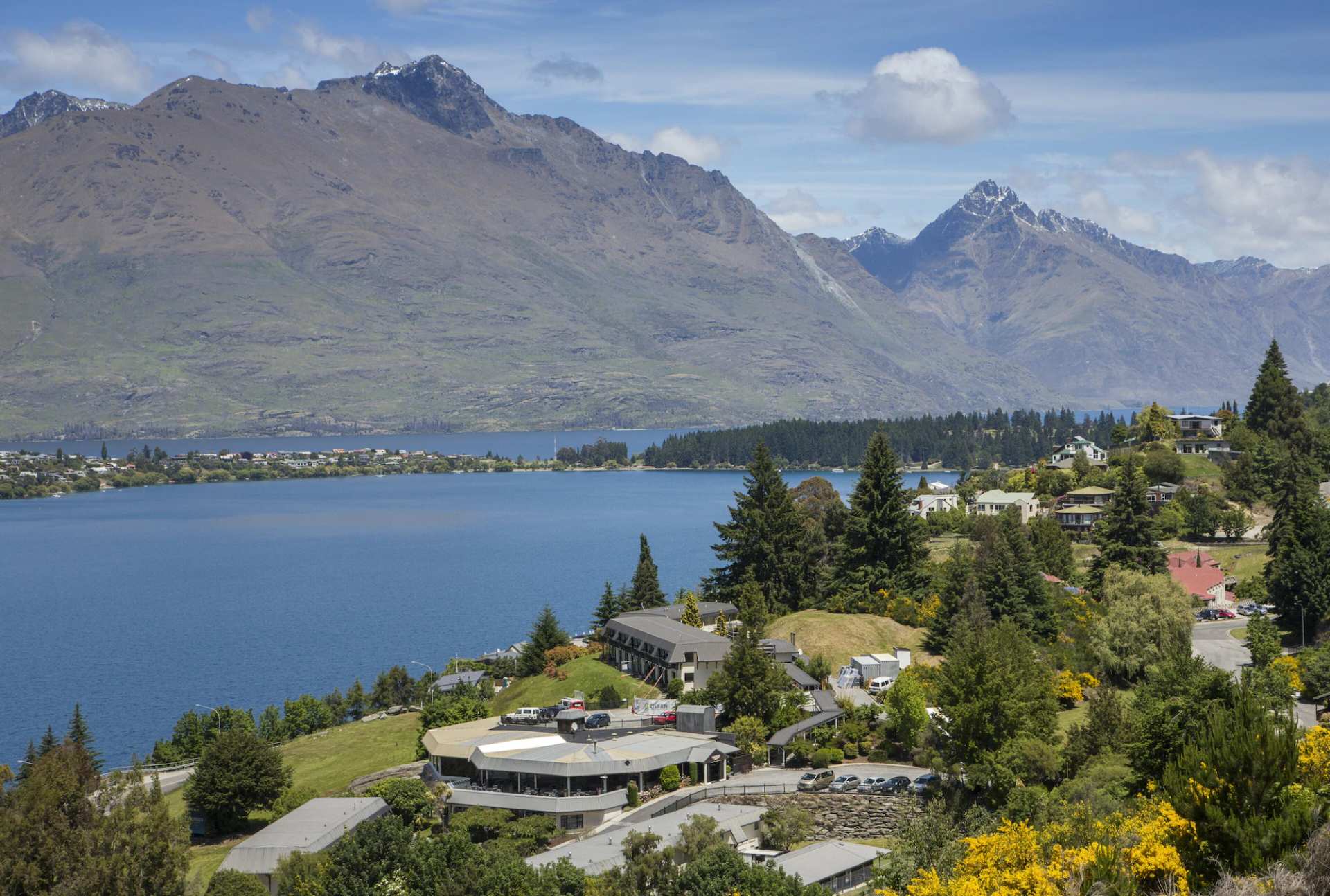 Holiday Inn Queenstown Frankton Road by IHG