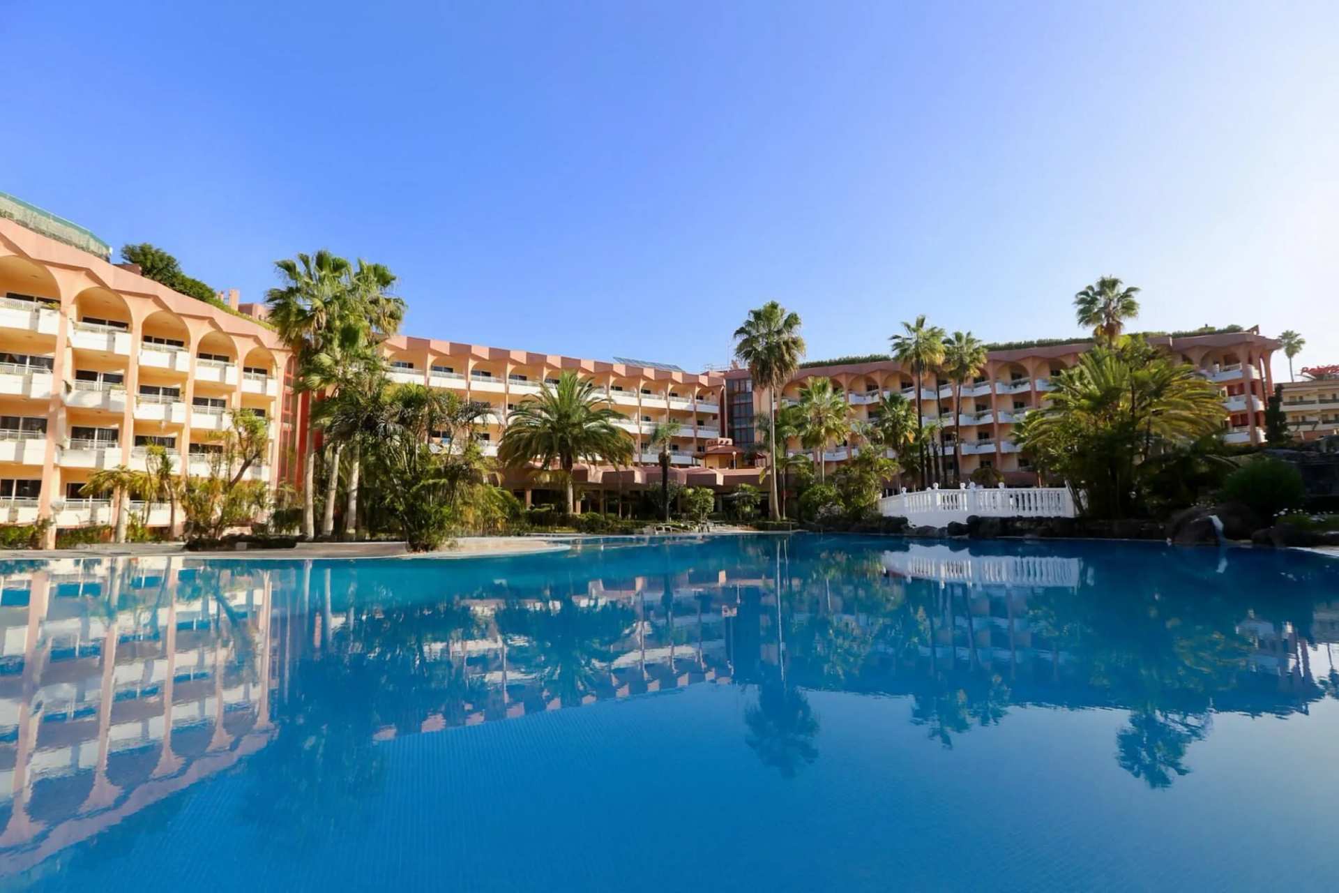 Hotel Puerto Palace