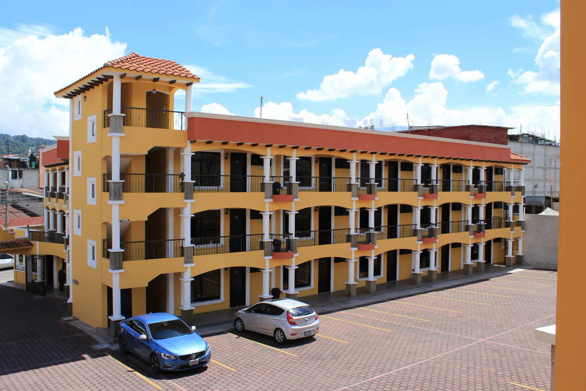 Hotel Portal de Occidente