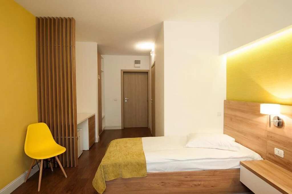 Hotel Ceramica