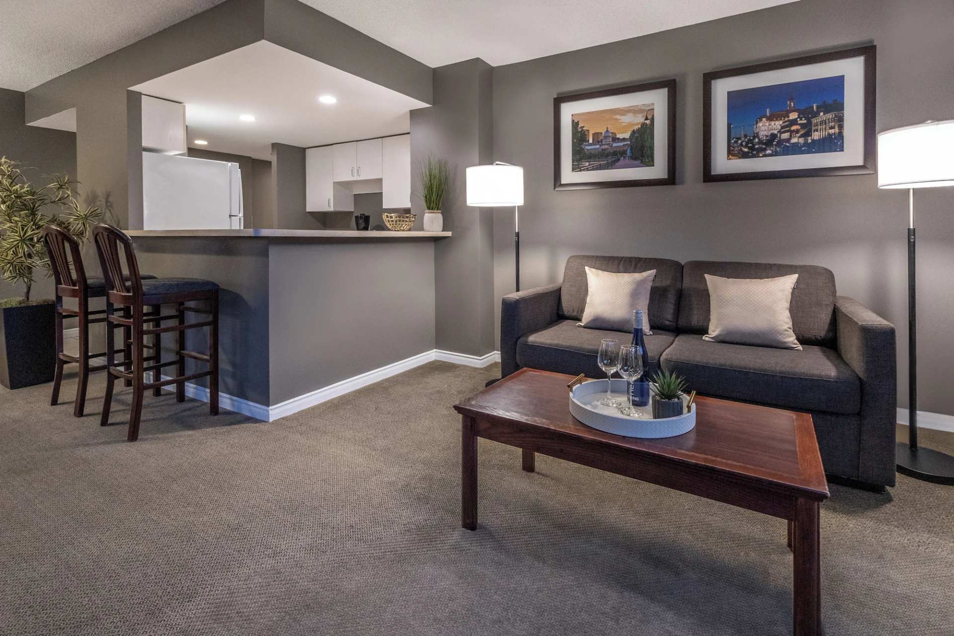 Hotel Faubourg Montreal Centre-Ville Downtown