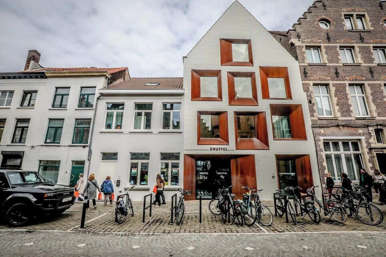 Snuffel Youth Hostel