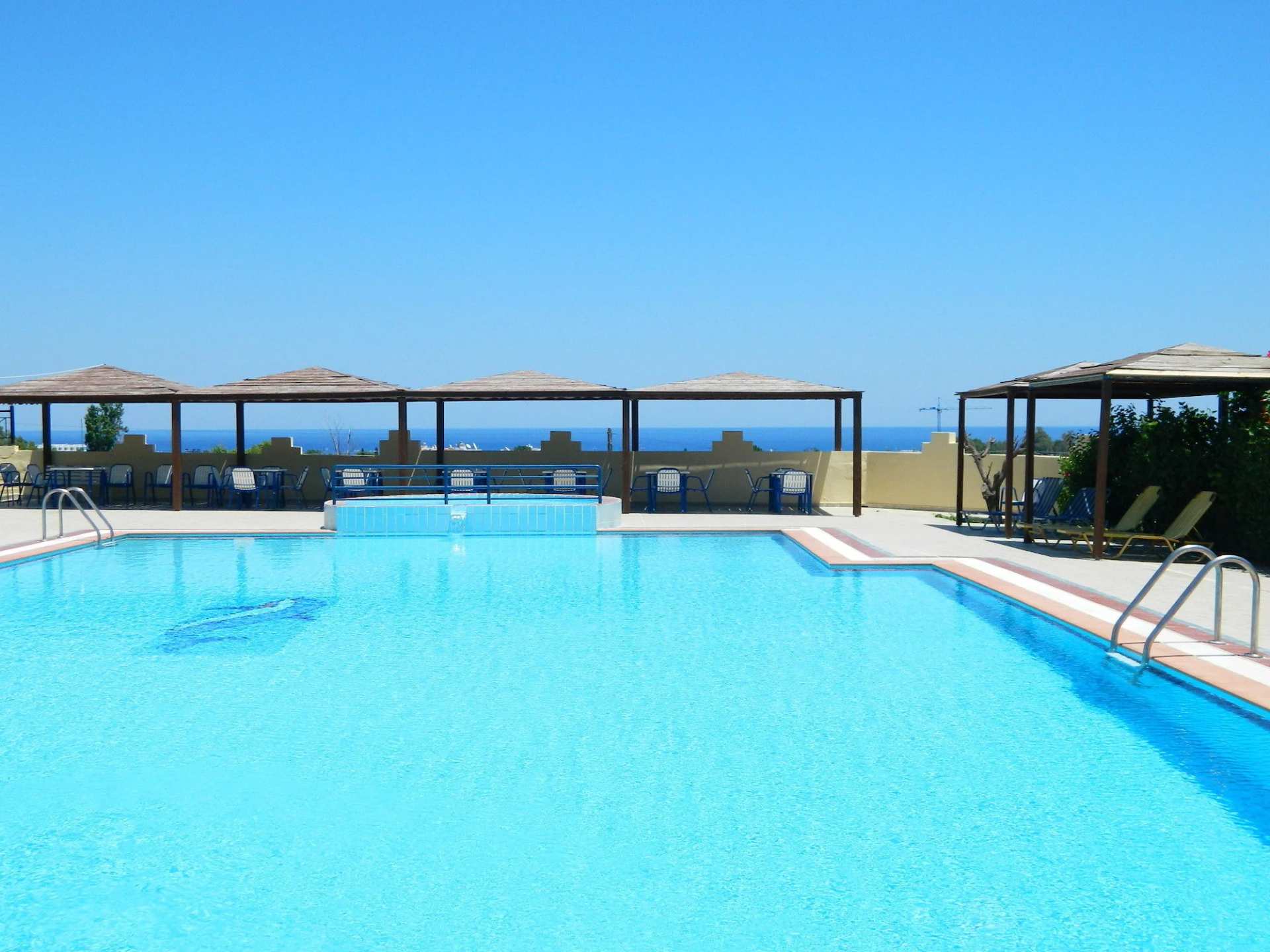Telhinis Hotel & Apartments