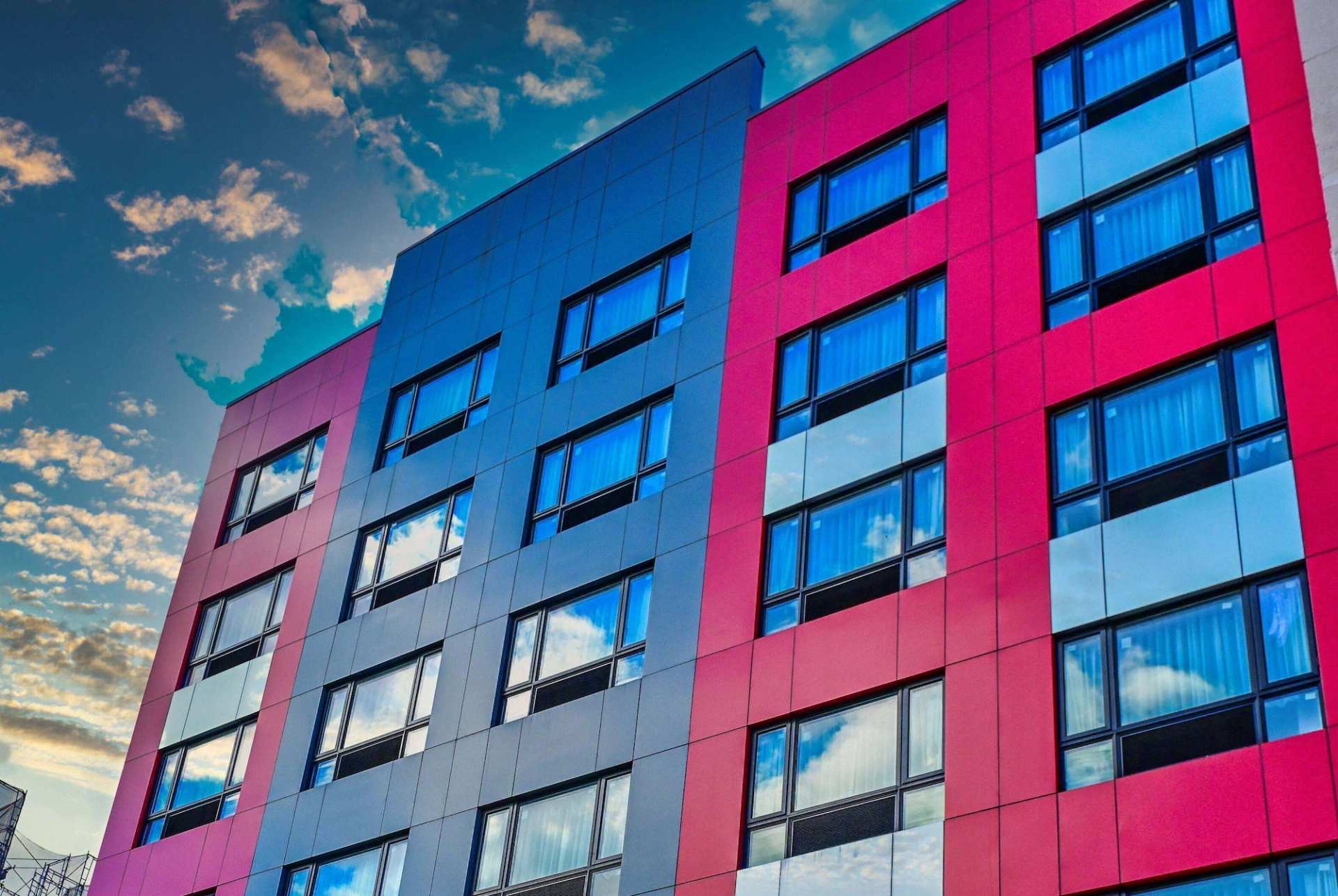 Super 8 by Wyndham Bronx Near Botanical Garden