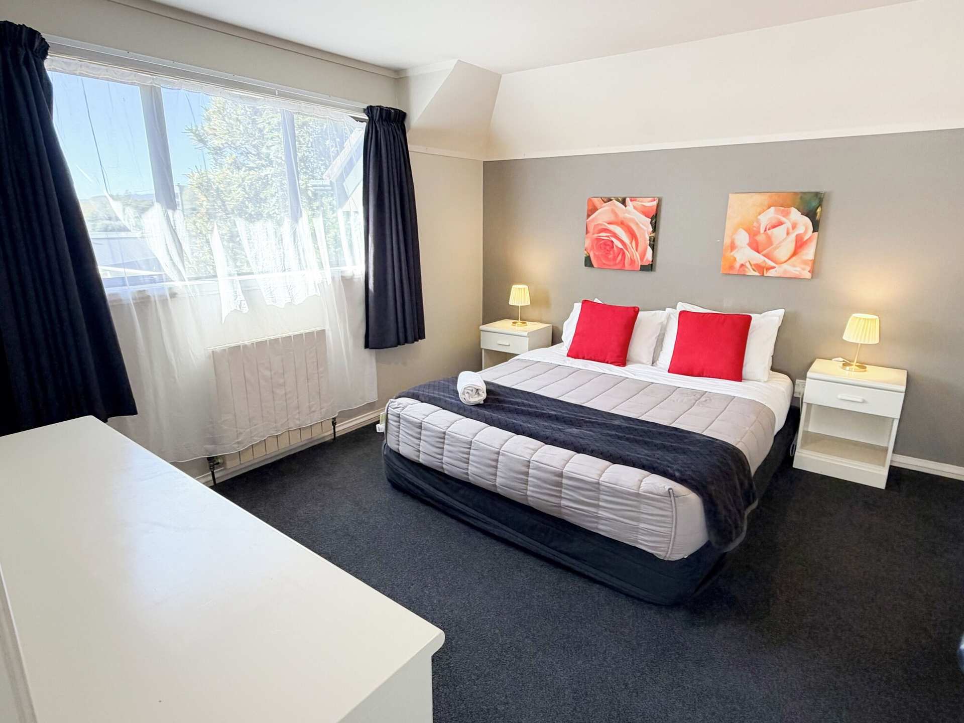 Champers Motor Inn