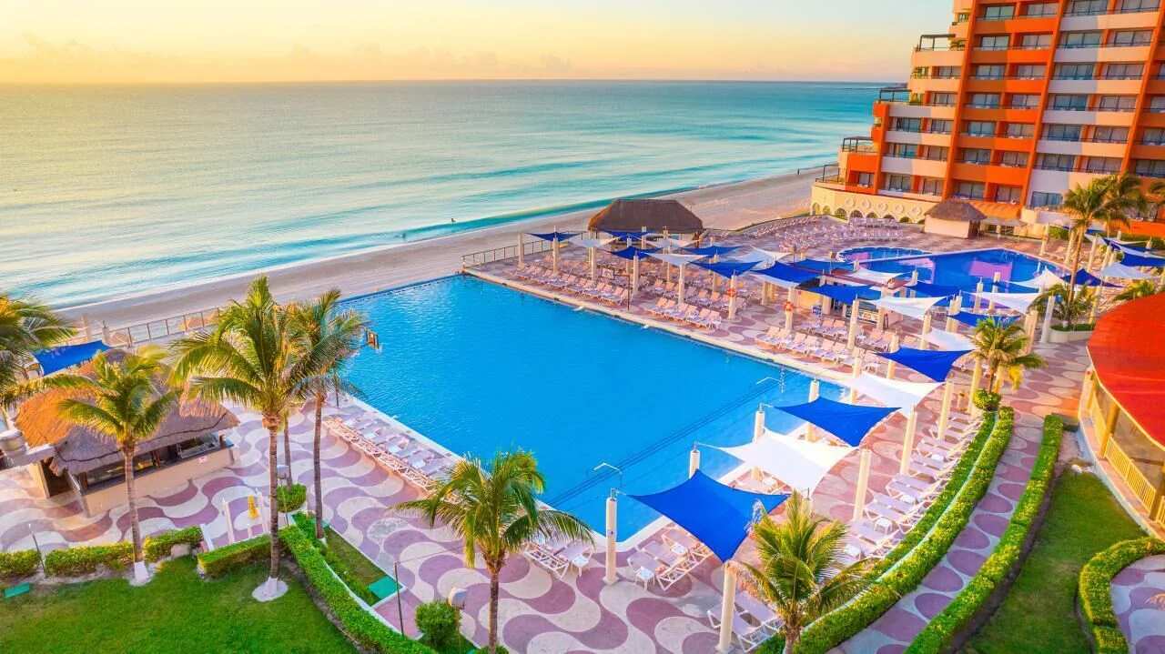 Crown Paradise Club Cancun - All Inclusive