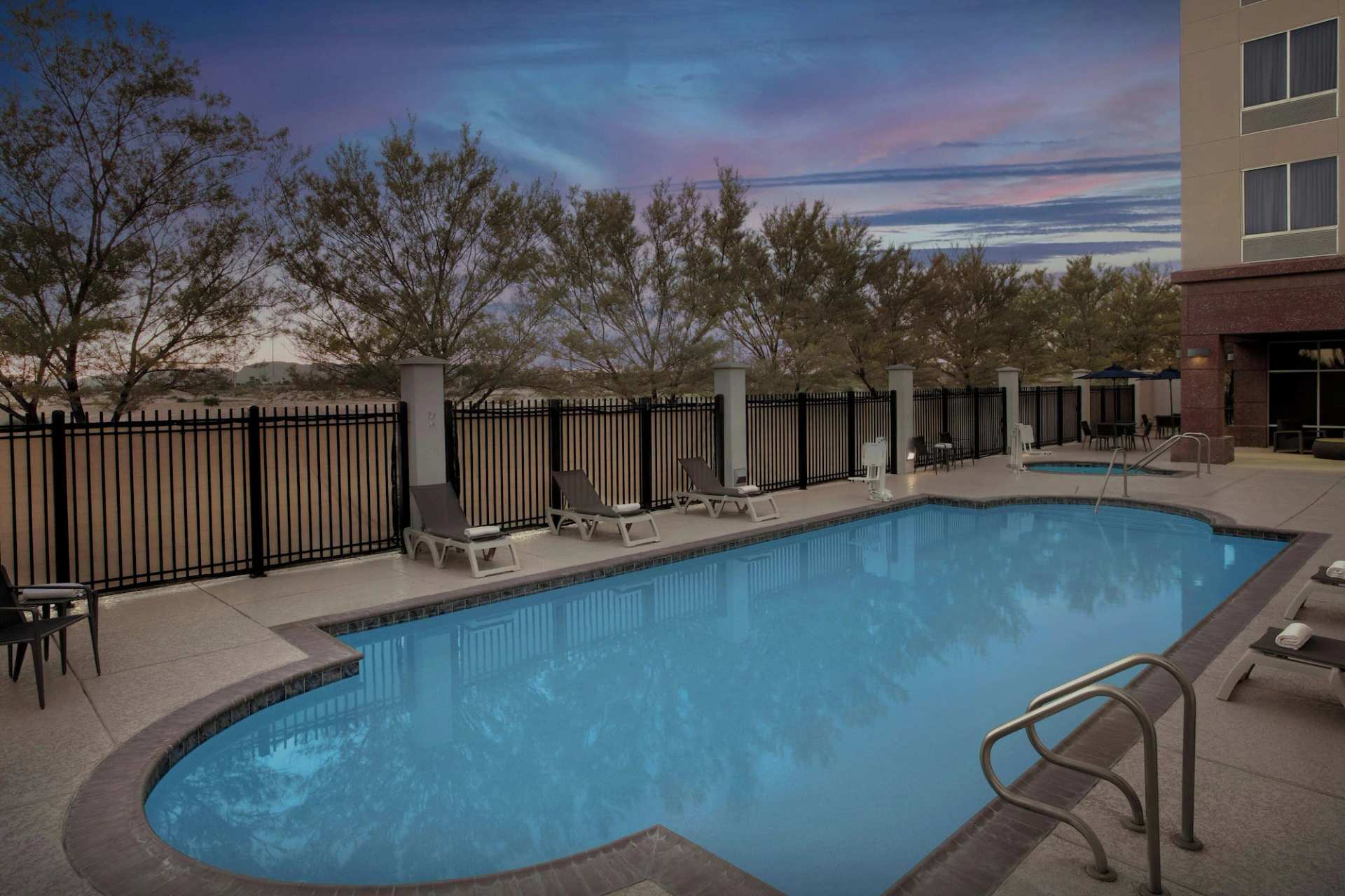 Fairfield Inn and Suites Phoenix Chandler Fashion Center