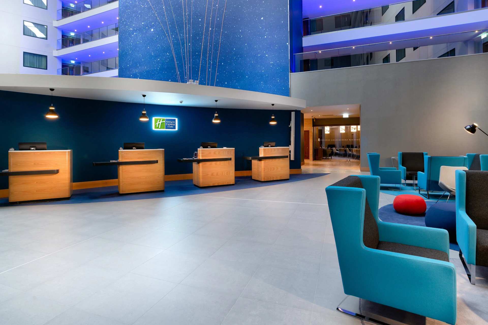 Holiday Inn Express - London Heathrow T4 by IHG