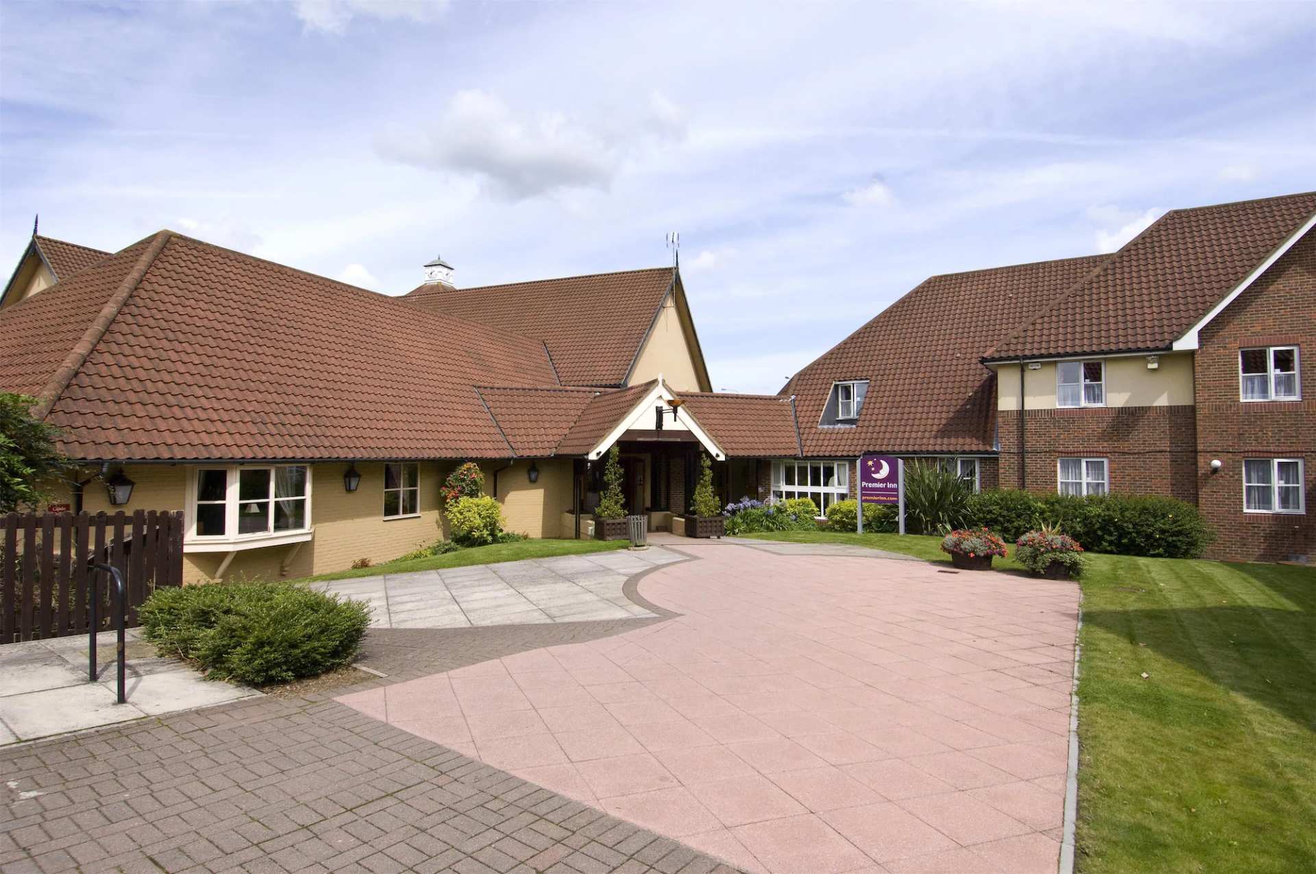 Premier Inn Bristol East - Emersons Green