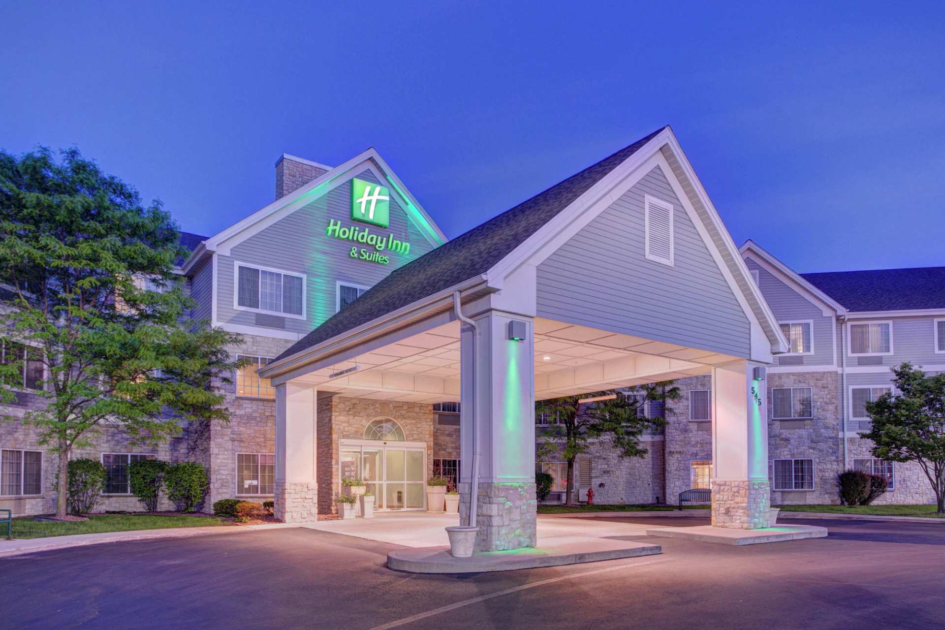 Holiday Inn Milwaukee Airport by IHG